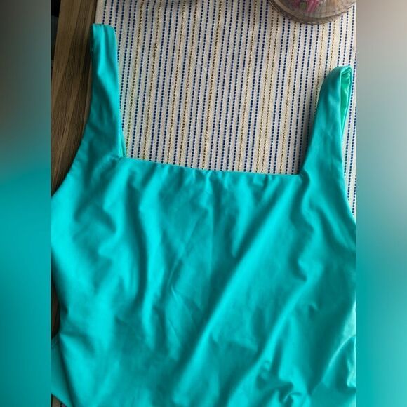 Jolyn Nova Scotia One piece Swimsuit Size XL Mint Green Deep Back NWT - Picture 8 of 16